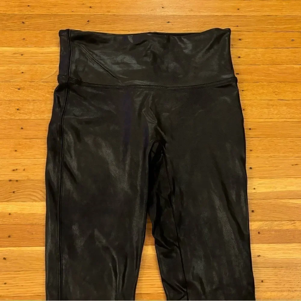 Spanx black faux leather leggings size small